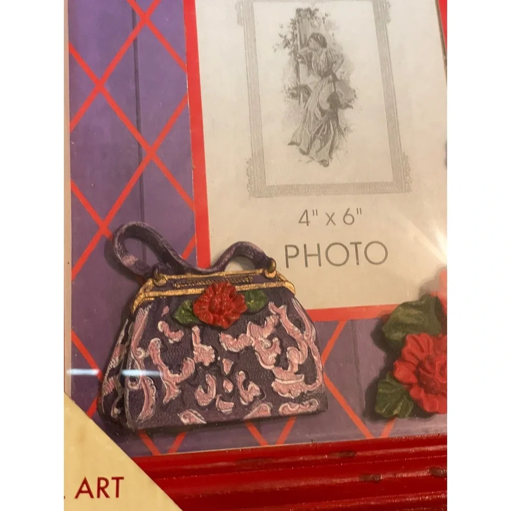 Designstyles 3D Shadow Box Picture Frame Wood 4x6 Vintage Red Hat Purse Roses